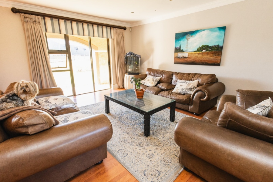 4 Bedroom Property for Sale in Groenvlei Sh Free State